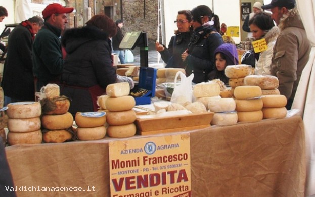 Mercato settimanale di Chiusi città